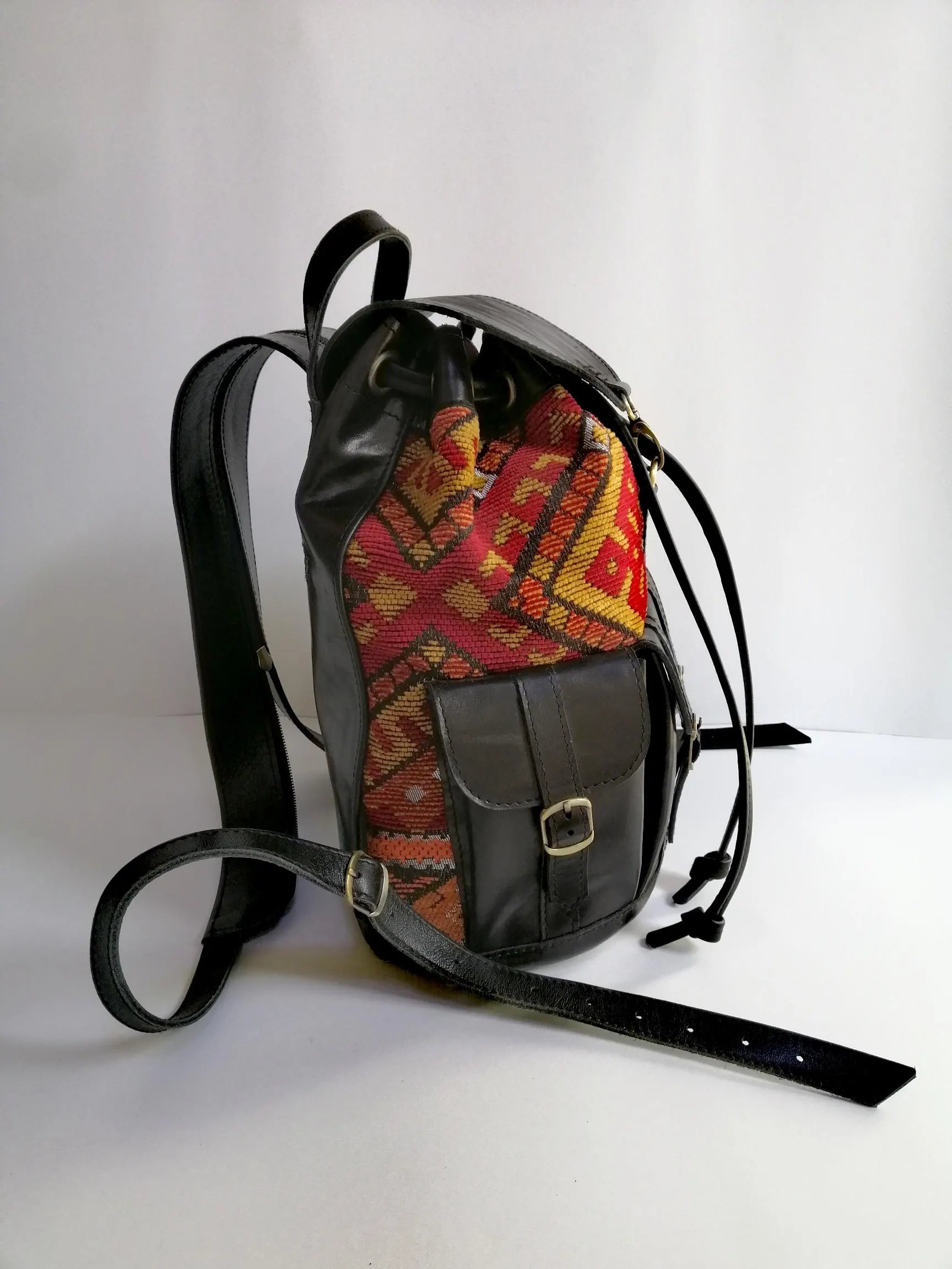 Versatile Black Leather Backpack - Timeless Elegance for Everyday Use, Stylish Black Leather Backpack, Black Leather Backpack