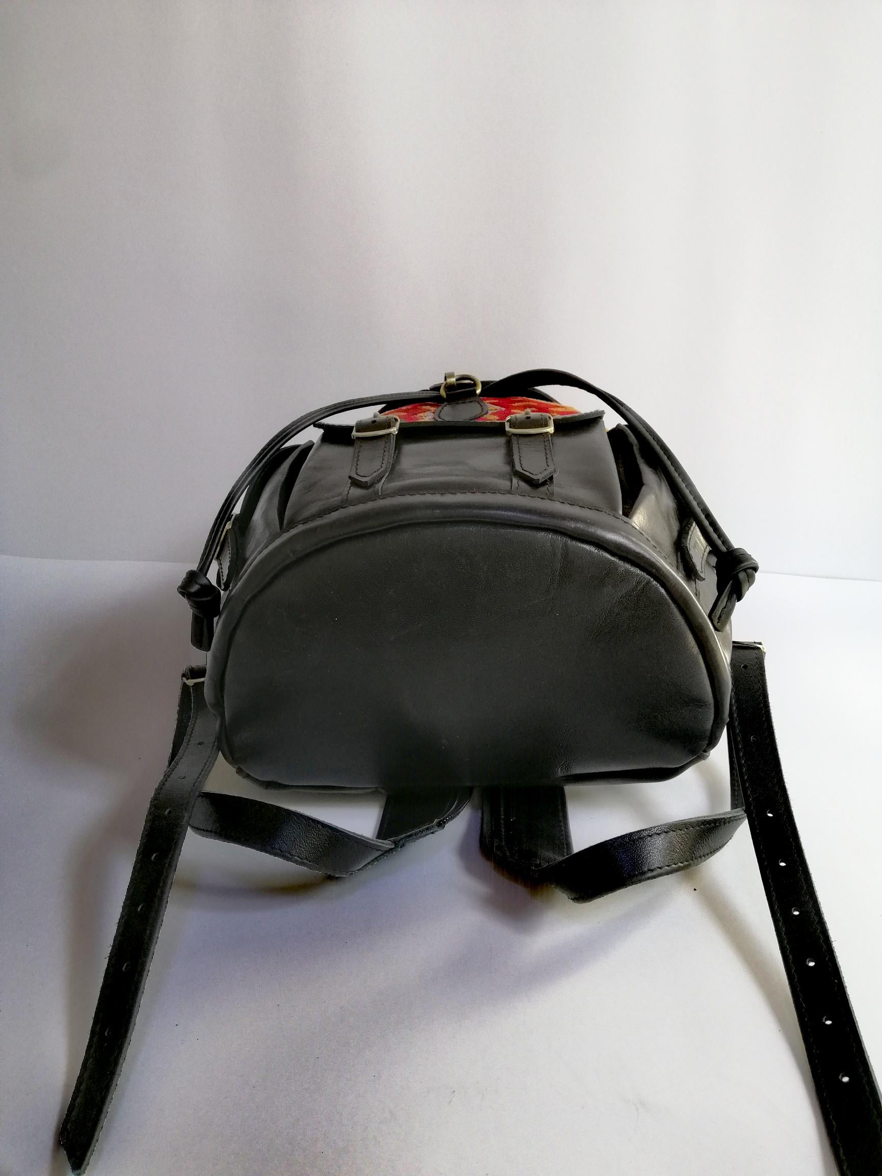 Versatile Black Leather Backpack - Timeless Elegance for Everyday Use, Stylish Black Leather Backpack, Black Leather Backpack