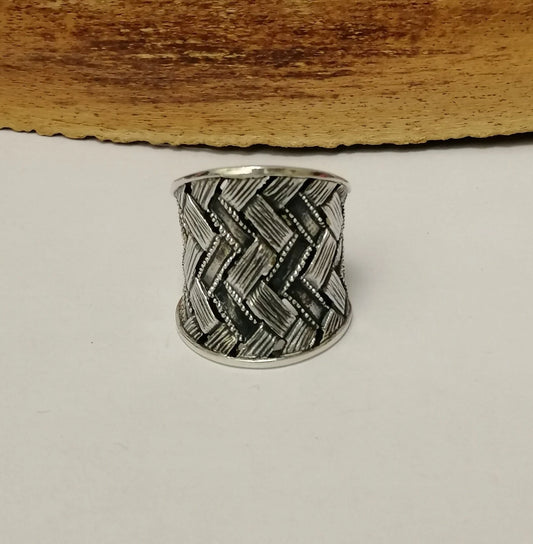 Graduated Sterling Silver Chevron Ring