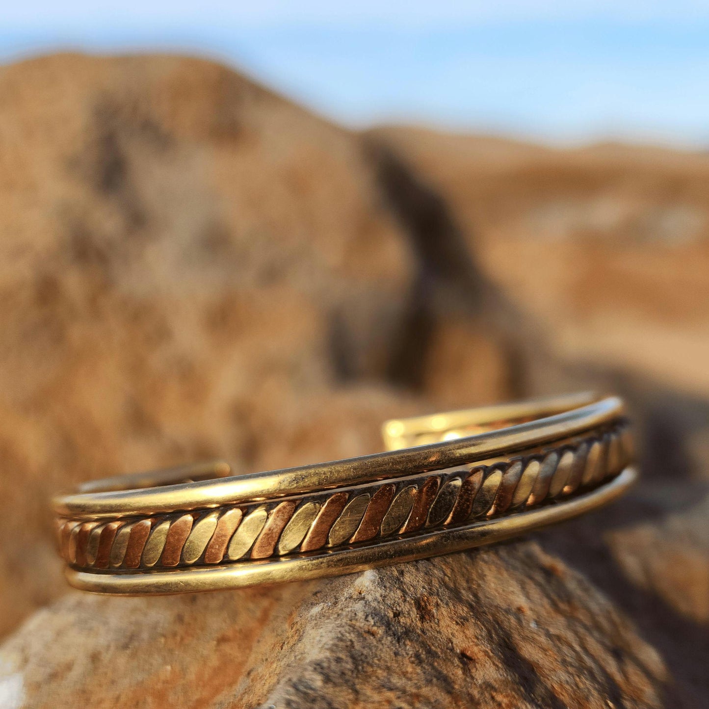 Handmade Twisted Copper Bracelet – Handforged Polished Bangle for Health and Arthritis Relief, Perfect Unisex Gift