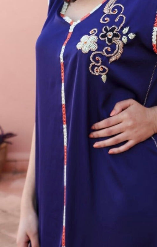 Sublime Caftan Léger Traditionnel Marocain : Symbole D'Art Et D'Héritage