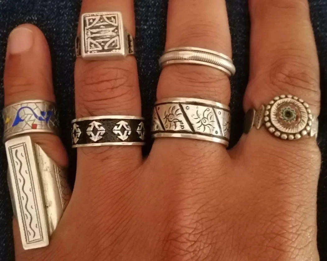 Heavy Silver Ring with Diagonal Engravings