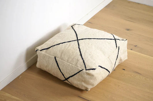 Handmad Moroccan Ottoman Pouf, Moroccan Kilim Pouf, Checker Ottoman, Moroccan Kilim Ottoman, Berber Floor Cushion, Large Floor Cushion Seati