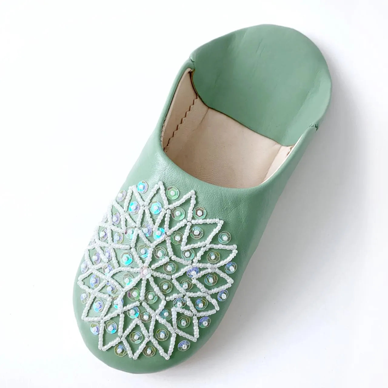 Handcrafted Moroccan Leather Babouches - Elegant Green Traditional Slippers