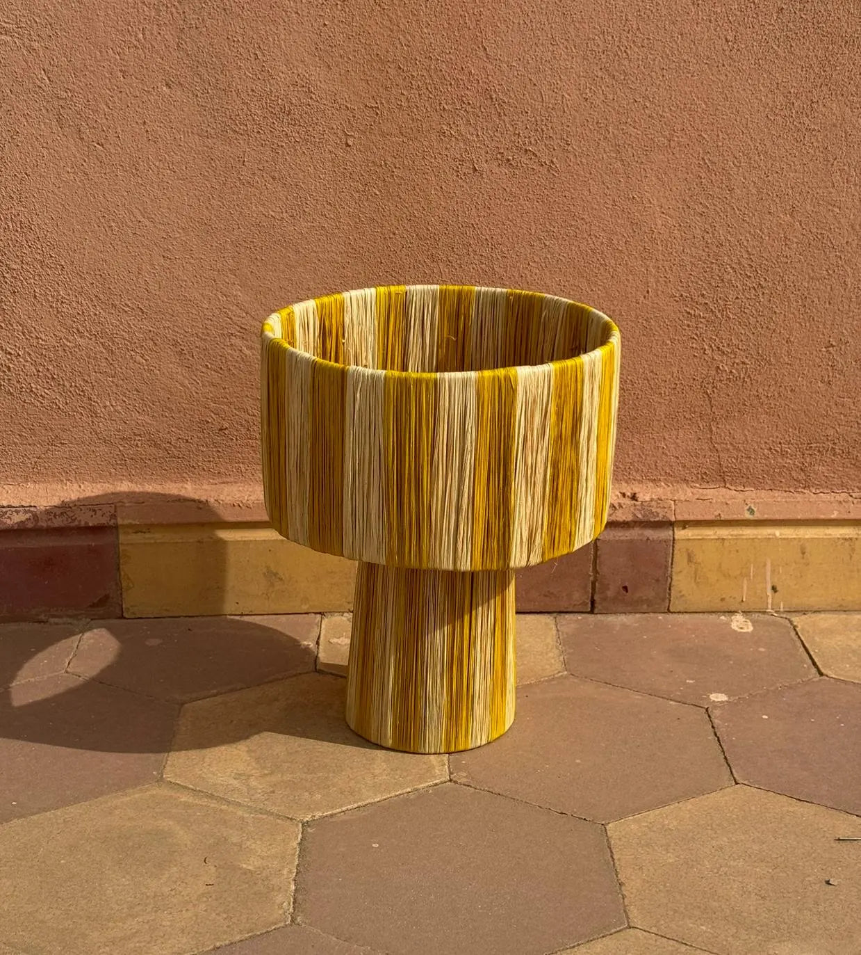 Woven Raffia Table Lamp, Natural Lamp, Handwoven Table Lamp, Raffia Lighting, Nature-Inspired Decor