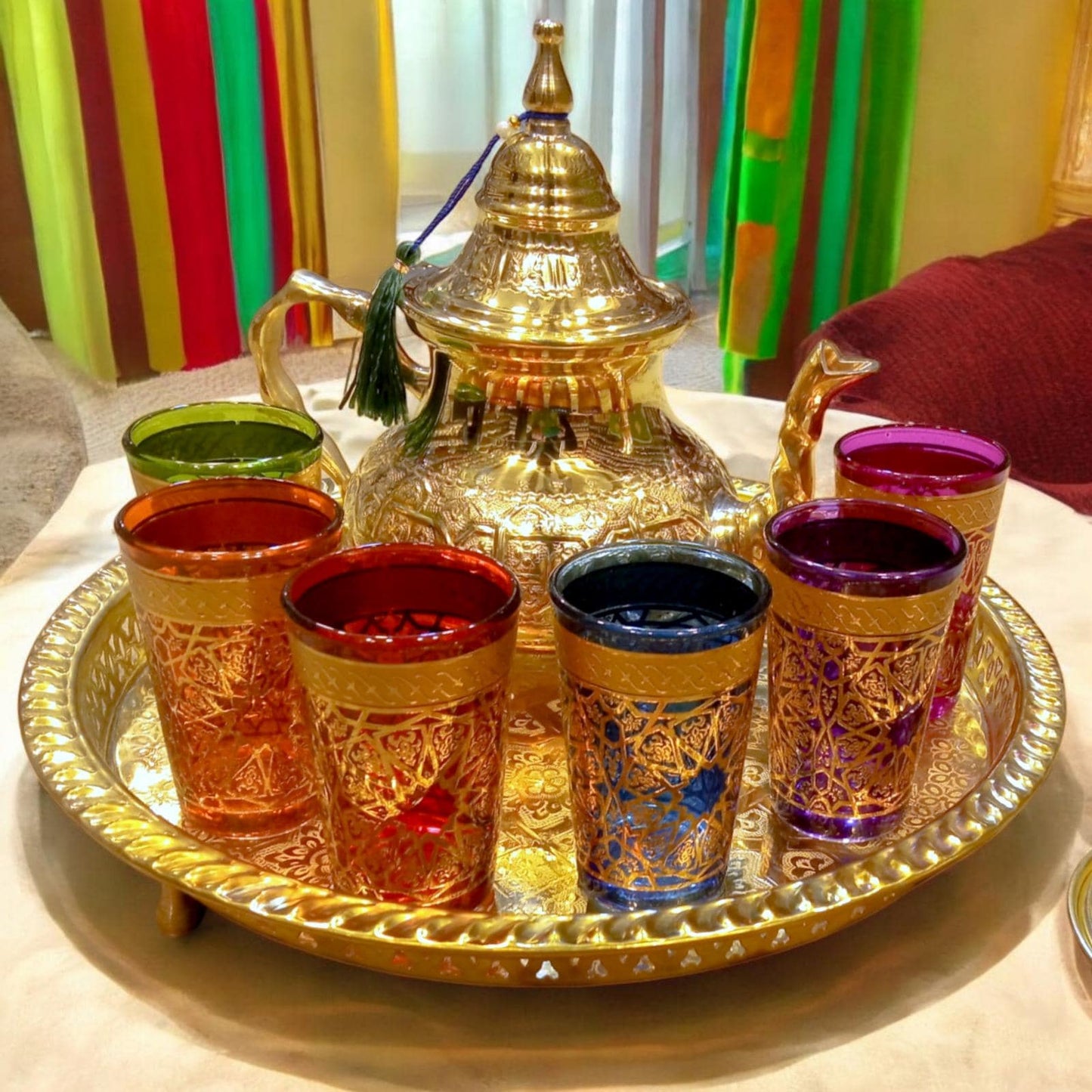 Exquisite Moroccan Tea Set: Elegance, Tradition Handcrafted Teapot Authentic, Tea Rituals Tea Set, Golden Teapot, Set of 4 Tea Cups