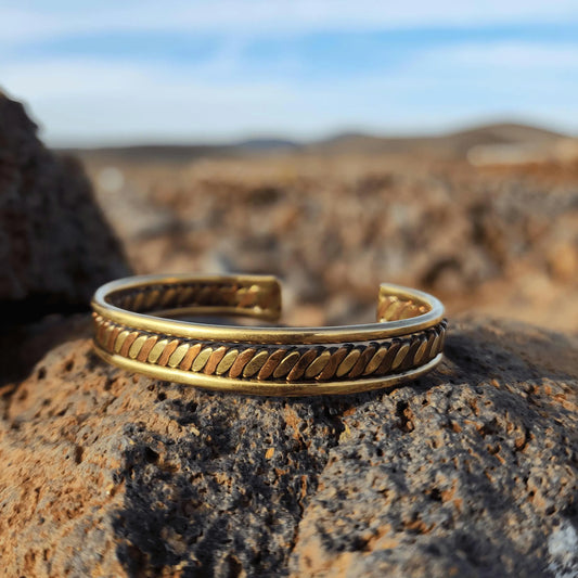 Handmade Twisted Copper Bracelet – Handforged Polished Bangle for Health and Arthritis Relief, Perfect Unisex Gift