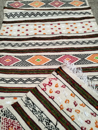Moroccan Berber Rug. Moroccan Kilim Handmade Wool Rug. Authentic Azilal. Berber Runner . Cactus Silk Rug