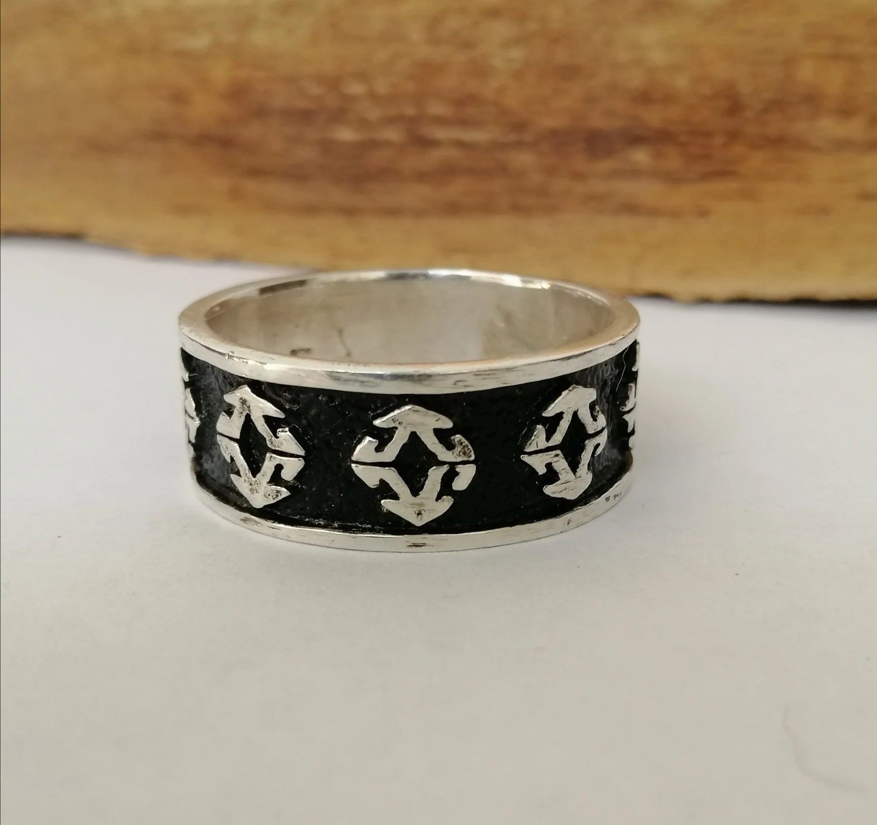 Sterling Silver Ring with Carved Diamond Pattern