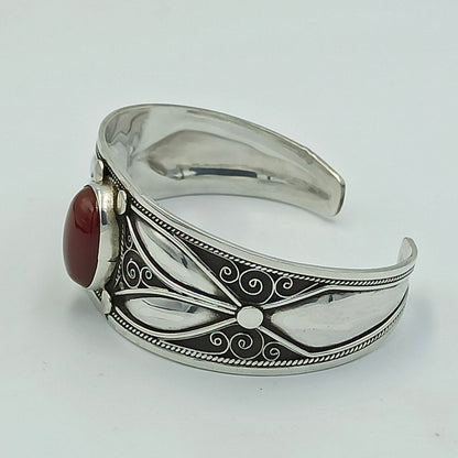 Women'S 925 Sterling Silver Handcrafted Adjustable Bracelet, Open Cuff Berber Engrave Design Boho Bangle with a Brown Bead