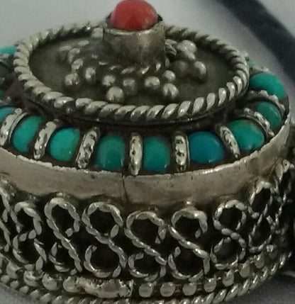 Moroccan Silver and Stone Pendant, Oval Box Style with Filigree
