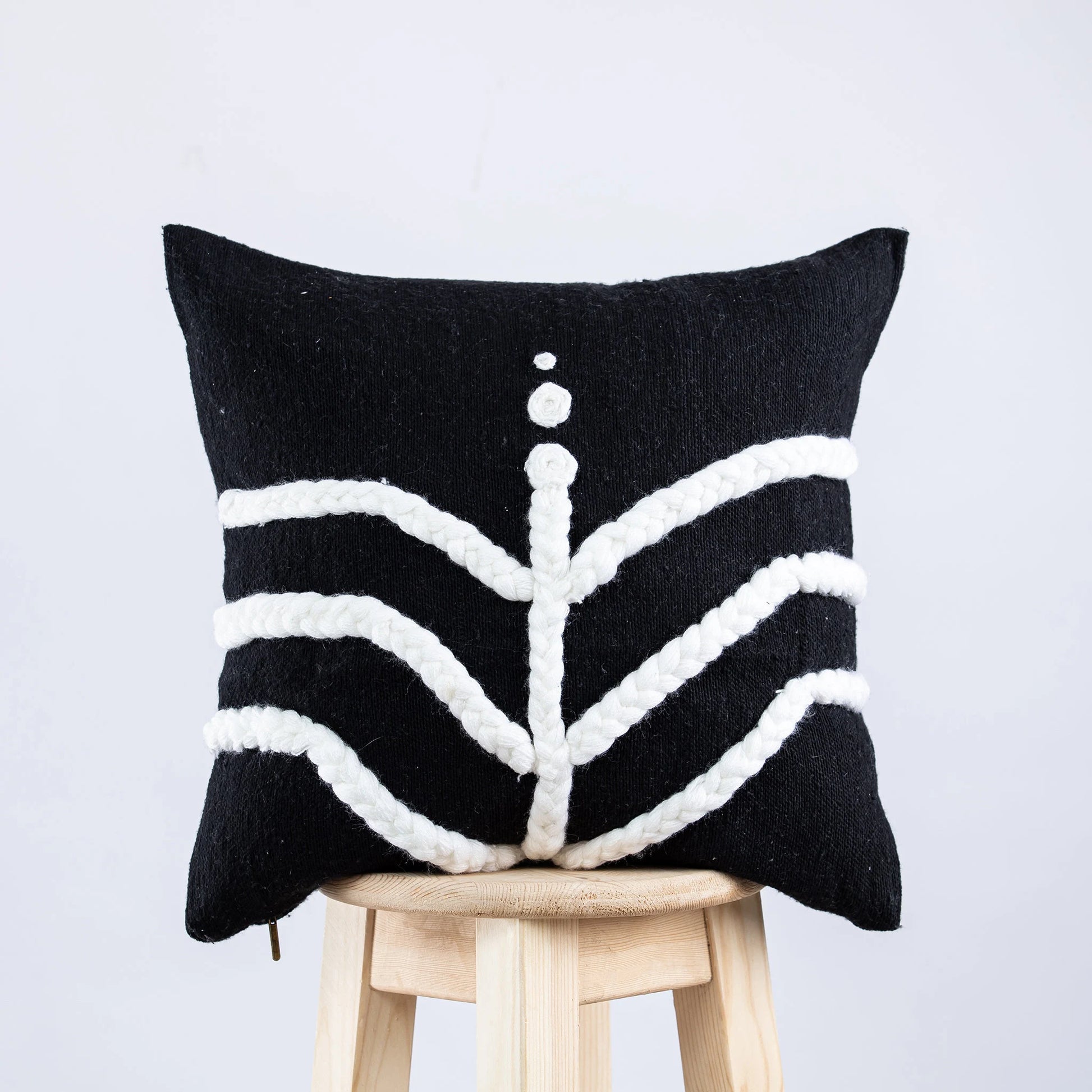 Black and White Pillow - Handmade Pillow - Moroccan Pillow-Livingroom Pillow - Bedroom Pillow - Custom Pillow