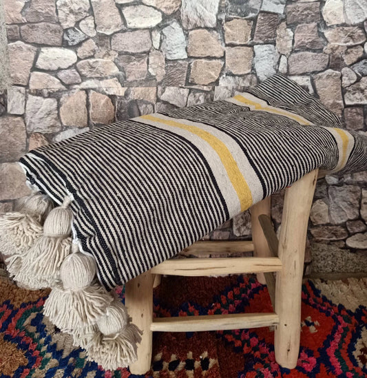Moroccan Pom Pom Blanket - Hand Woven Throw-Tassel Blankets-Pom Poms-Boho Blanket-Moroccan Blanket-Moroccan Blanket-Moroccan Pom Pom .