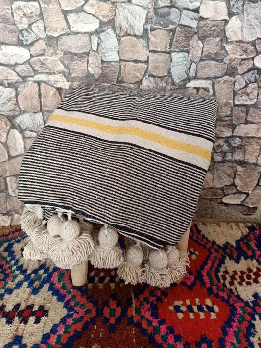 Moroccan Pom Pom Blanket - Hand Woven Throw-Tassel Blankets-Pom Poms-Boho Blanket-Moroccan Blanket-Moroccan Blanket-Moroccan Pom Pom .