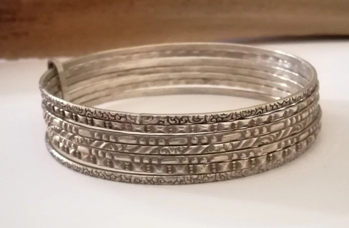 Silver Linking Bangles Set