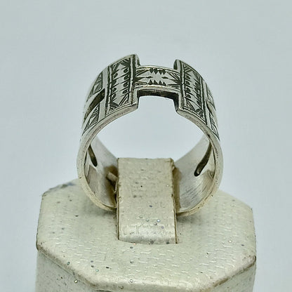 Silver Ring, Engraved Ring, Unique Boho Ring, 925 Sterling Silver, Engraved Ring, Crafted Ring, Perfect for Any Occasion