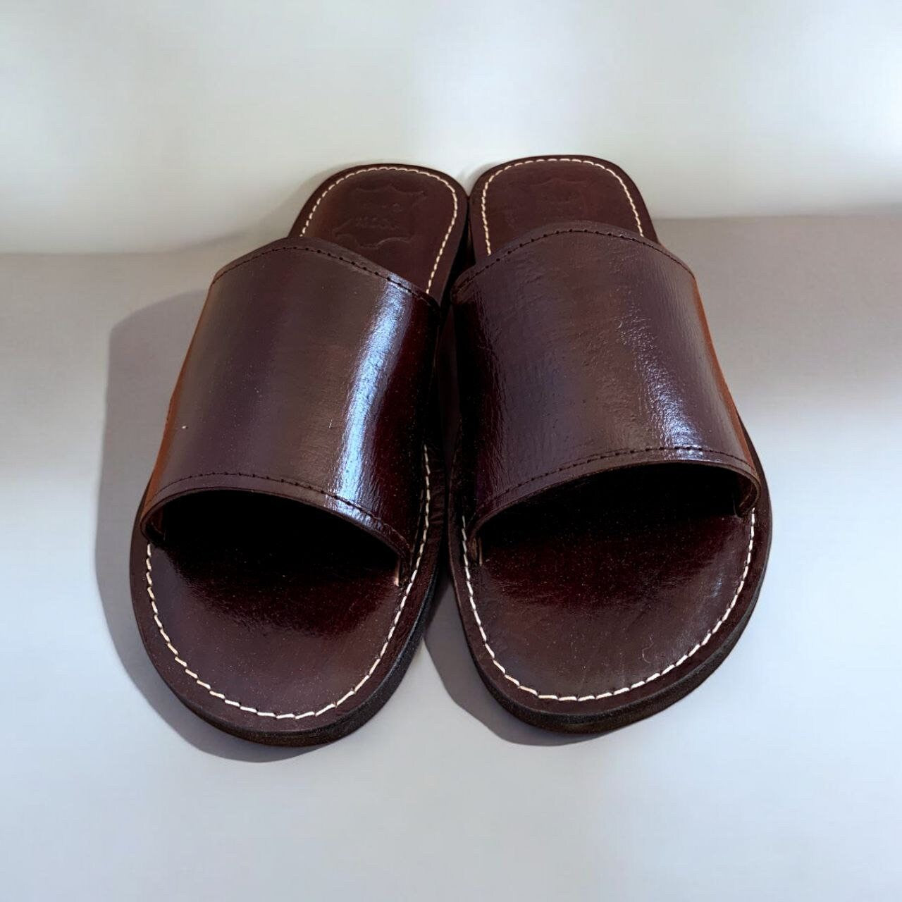 Handmade Brown Genuine Leather Slides Sandals for Men, Cozy Open-Toe Indoor and Outdoor Slippers, Leather Sandals Men, Comfortable Sandals