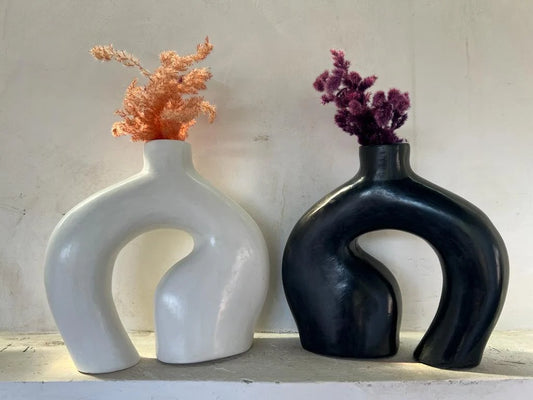 Terracotta Vase, Stucco Pottery Decoration, Black&White