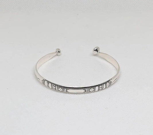 Tuareg Berber Silver Cuff Bracelet, Moroccan Silver Cuff Bangle Handmade Tribal Carved Boho Berber African Touareg Boho Gift Hyppy Sterling
