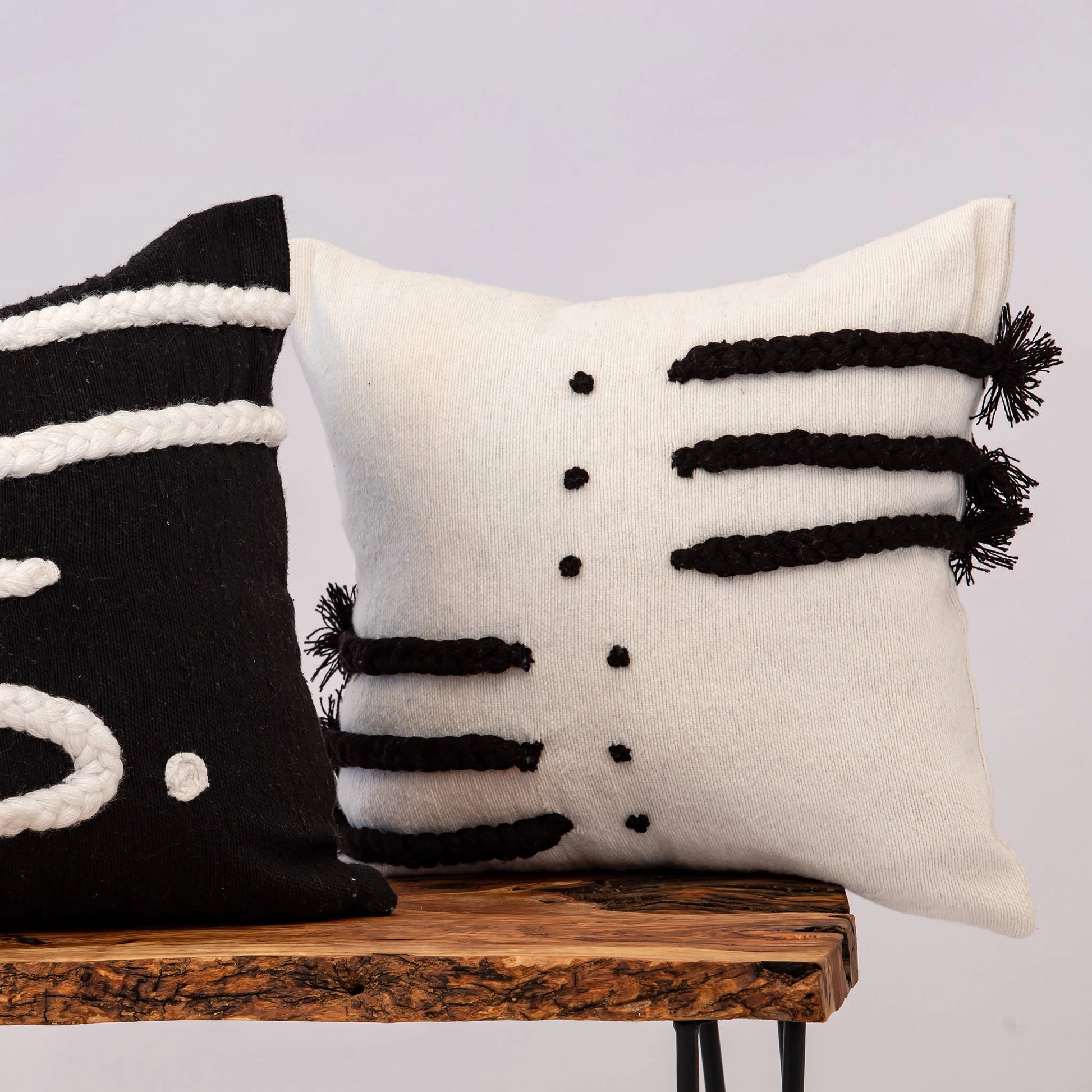 Black and White Pillow - Handmade Pillow - Moroccan Pillow-Livingroom Pillow - Bedroom Pillow - Custom Pillow