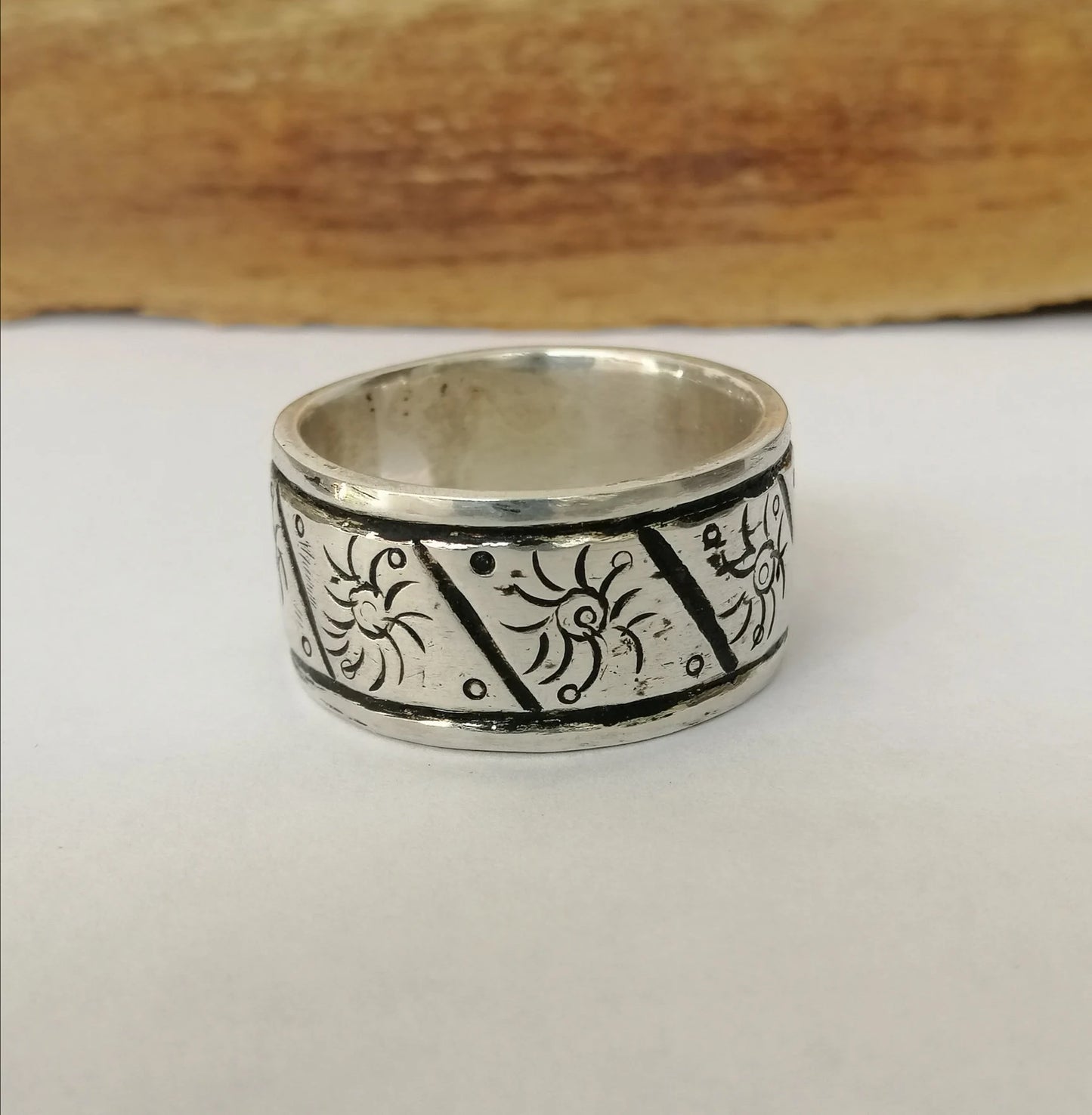 Heavy Silver Ring with Diagonal Engravings