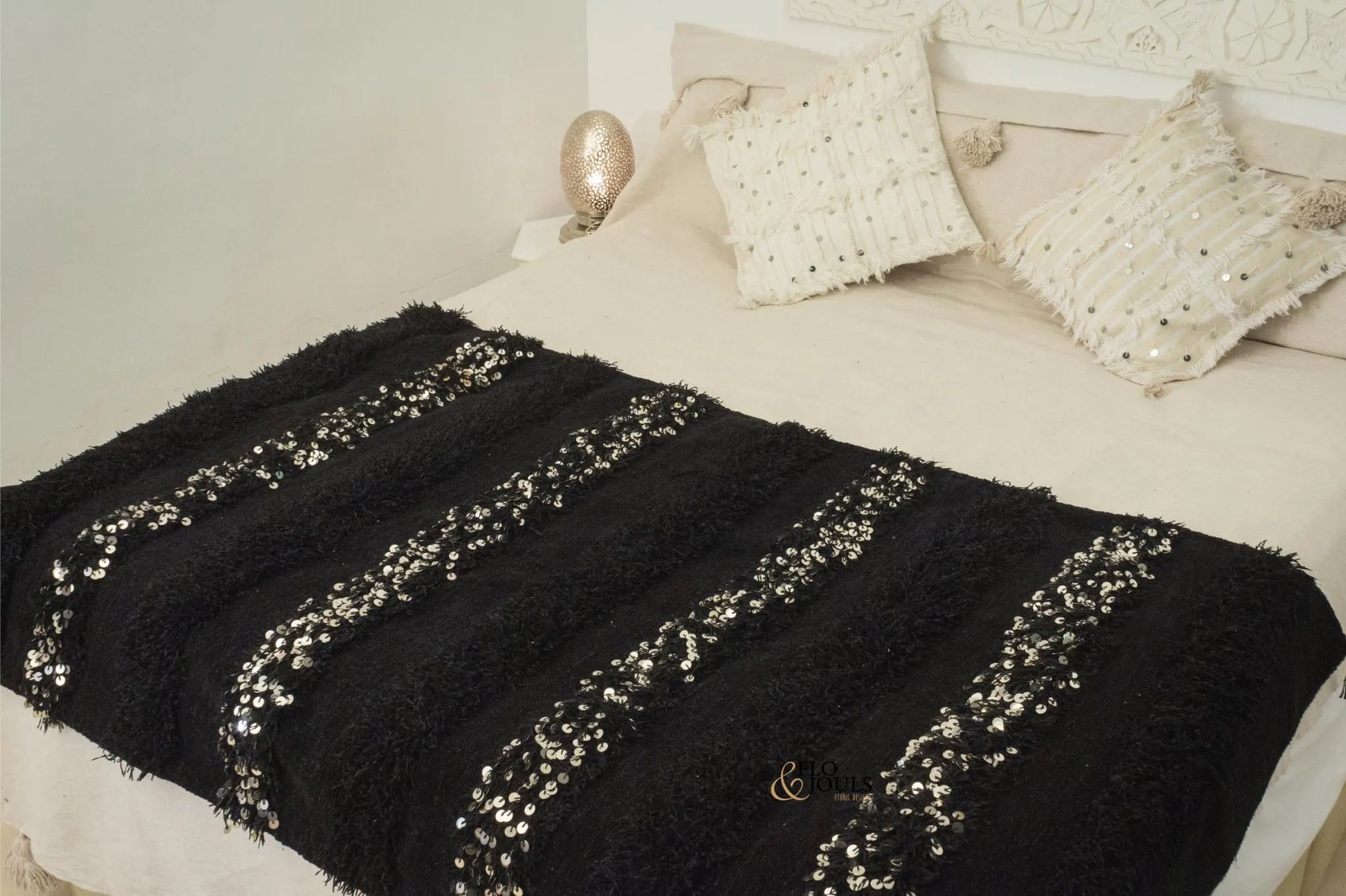 Handira Wedding Blanket | Moroccan Handmade Luxury Throw, Handira Blue Majorelle with Sequins, Berber Rugs, Carpet, Woven Bed Throw Blanket