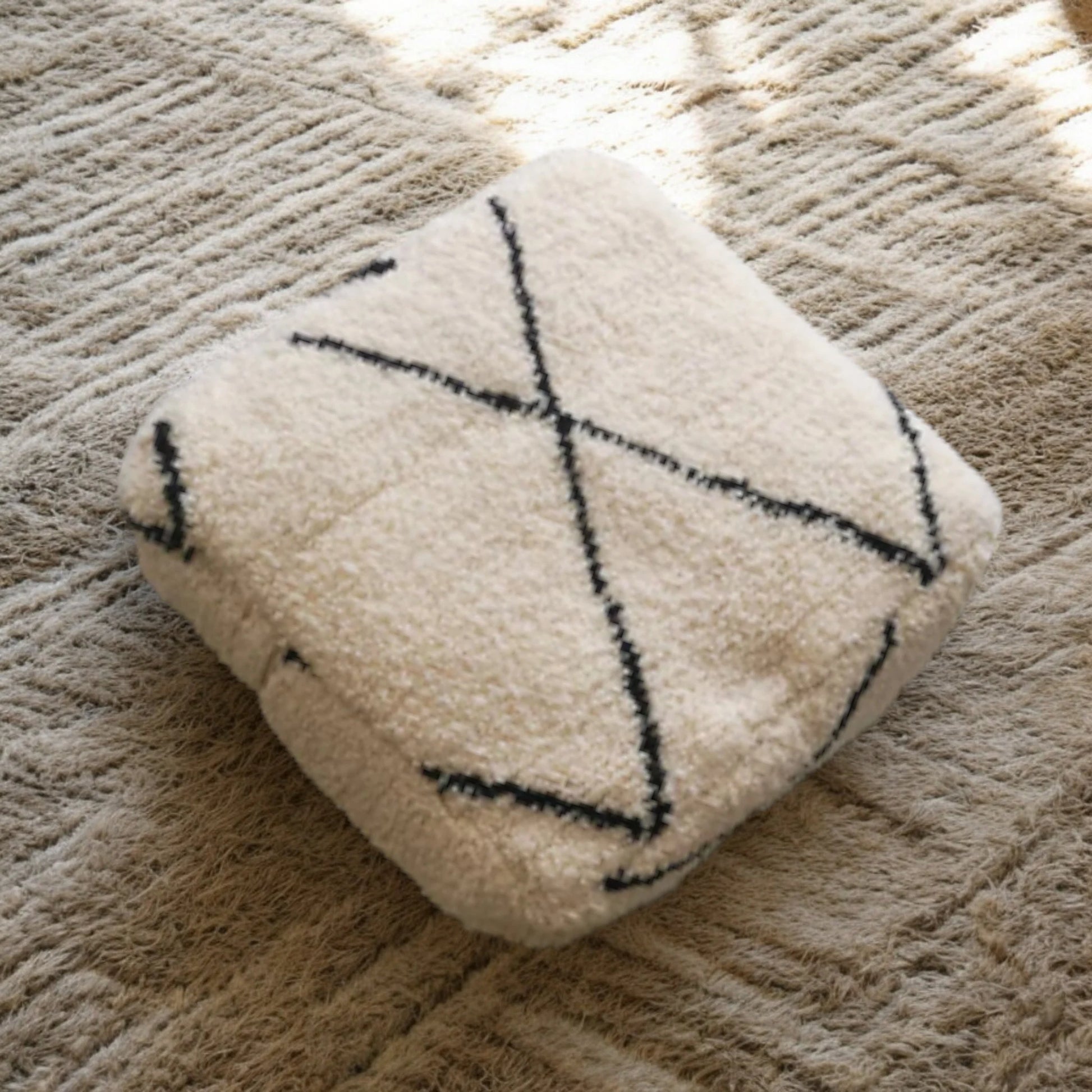 Handmade Moroccan Ottoman Pouf, Moroccan Kilim Pouf, Checker Ottoman, Moroccan Kilim Pouf, Berber Floor Cushion, Large Floor Cushion Seating