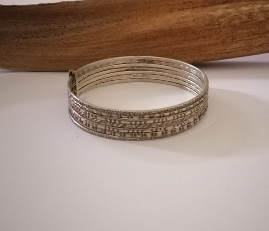 Silver Linking Bangles Set