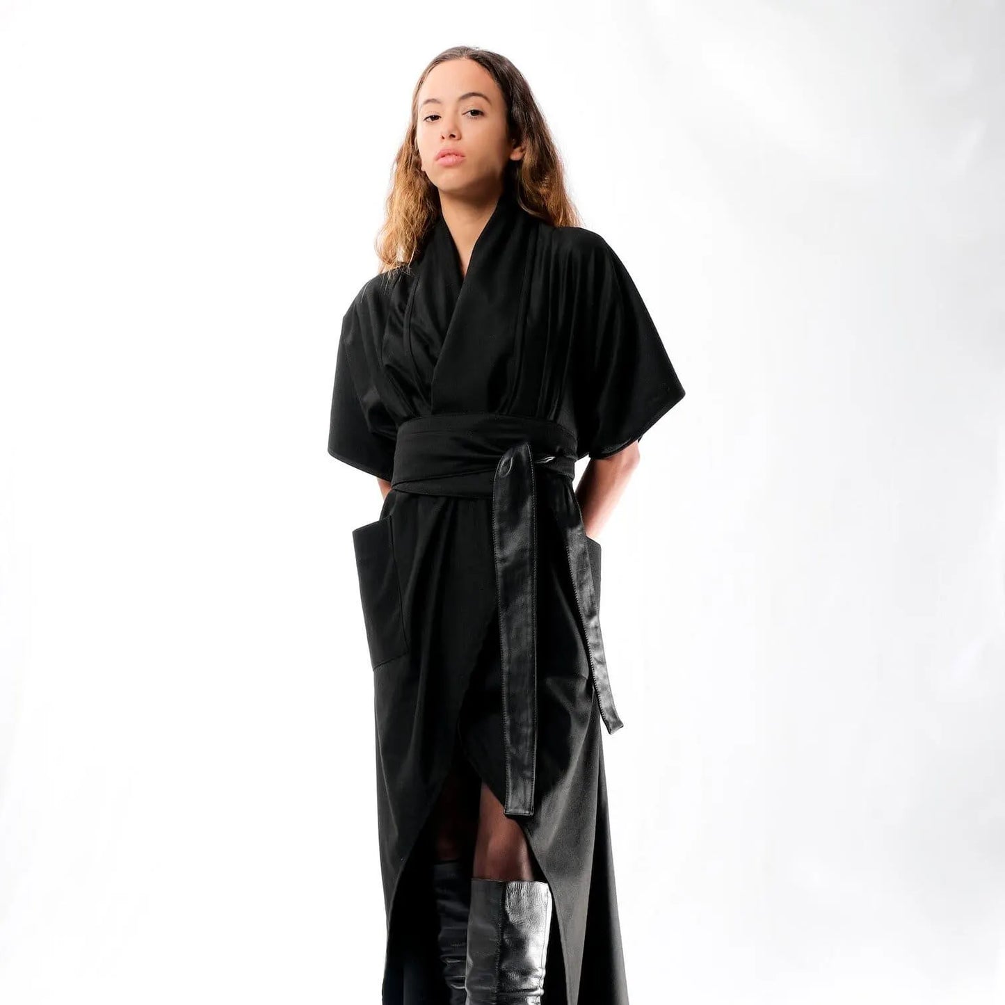 Nadia’S Dress Kimono Linen - Black