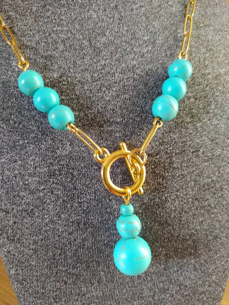 Beautiful Turquoise Pearls, an Exclusive Product Handmade and Natural Stones to Embellish Your Neck.