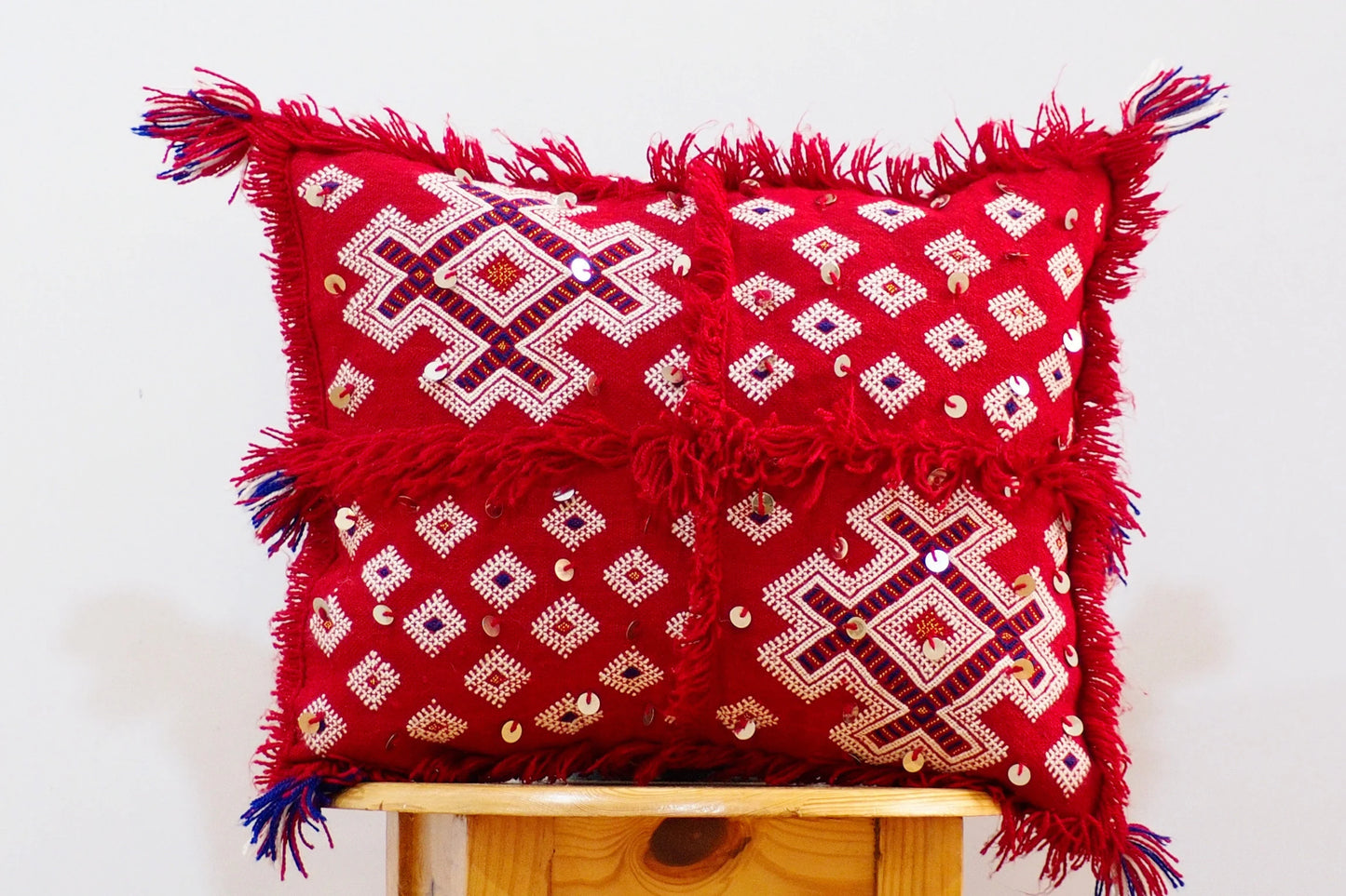 Handmade Moroccan Wedding Blanket Pillow Cover Handira Blanket Cushion Cover Wool Pillow Cover with Sequins