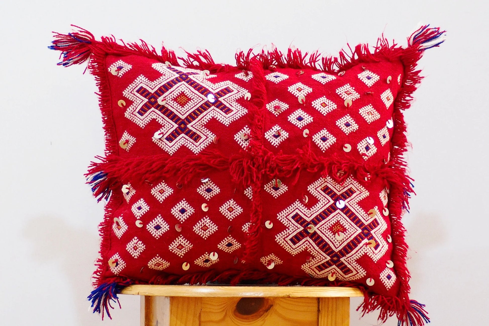 Handmade Moroccan Wedding Blanket Pillow Cover Handira Blanket Cushion Cover Wool Pillow Cover with Sequins