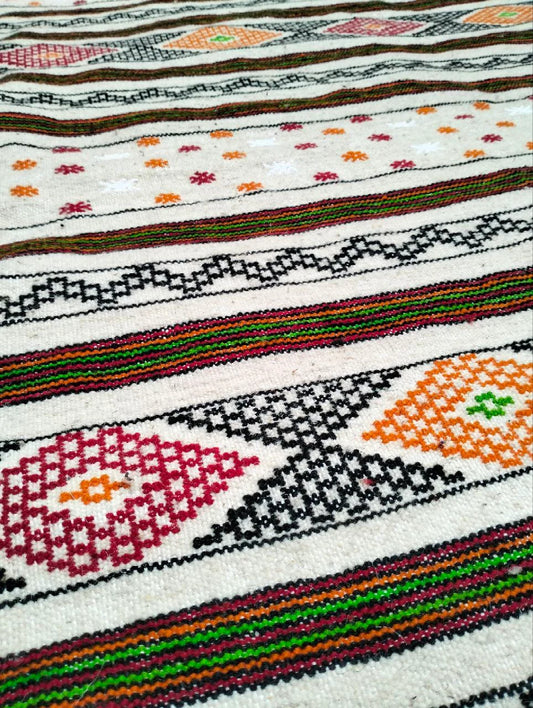 Moroccan Berber Rug. Moroccan Kilim Handmade Wool Rug. Authentic Azilal. Berber Runner . Cactus Silk Rug