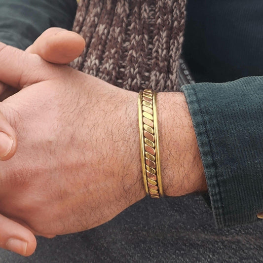 Handmade Twisted Copper Bracelet – Handforged Polished Bangle for Health and Arthritis Relief, Perfect Unisex Gift
