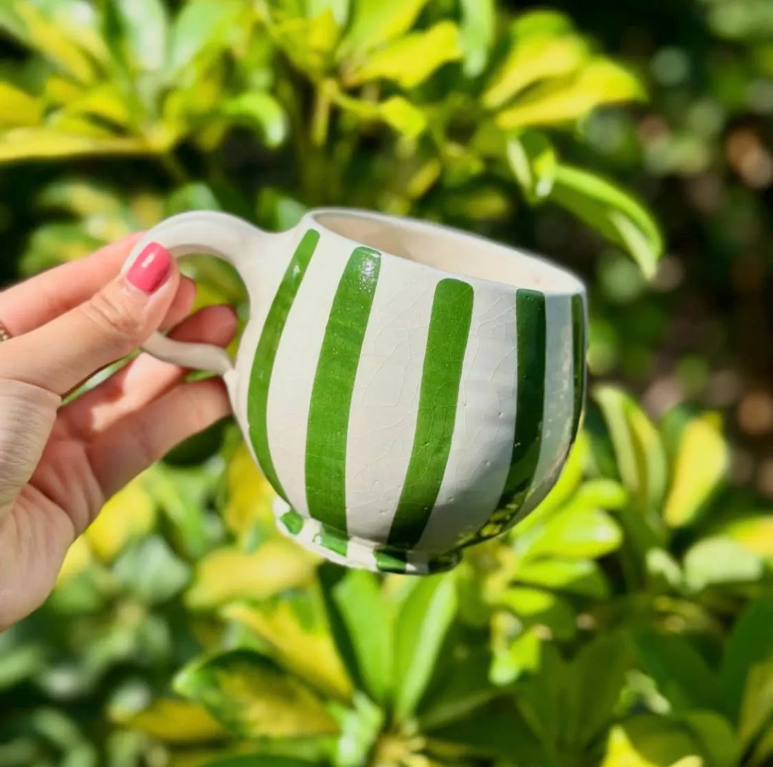 Handmade Moroccan Striped Ceramic Mug – Green & White Coffee Cup – Artisan Pottery – Boho Kitchen Decor – Unique Gift for Tea Lovers