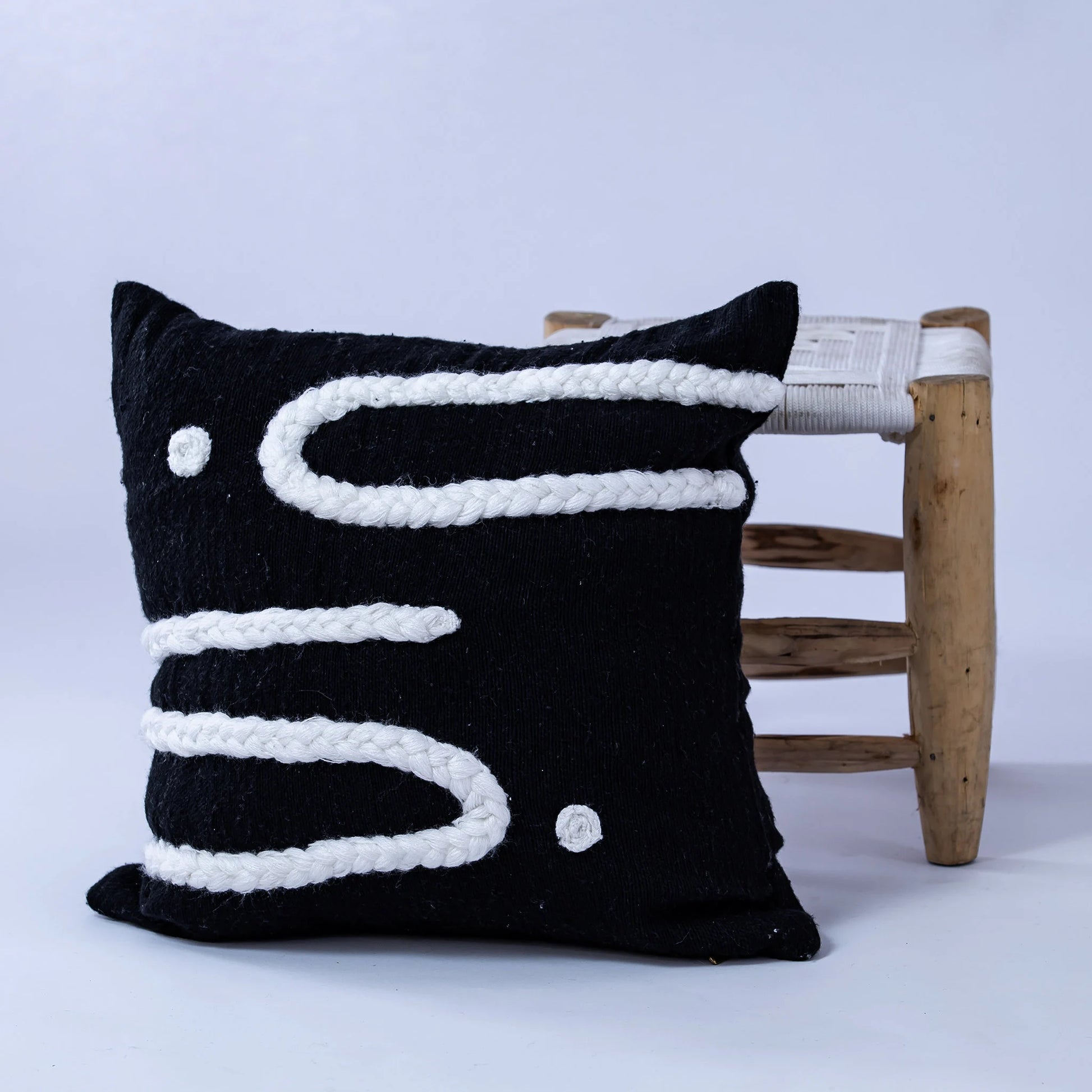 Black and White Pillow - Handmade Pillow - Moroccan Pillow-Livingroom Pillow - Bedroom Pillow - Custom Pillow