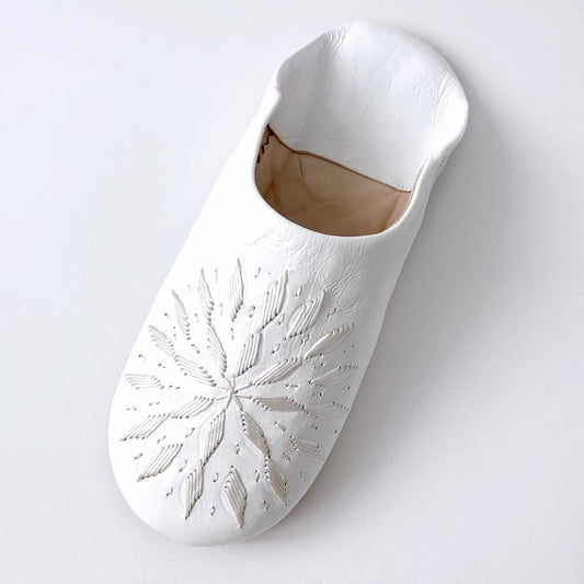 Moroccan Traditional Handmade Babouche Slippers in White Sheepskin Leather