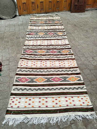 Moroccan Berber Rug. Moroccan Kilim Handmade Wool Rug. Authentic Azilal. Berber Runner . Cactus Silk Rug