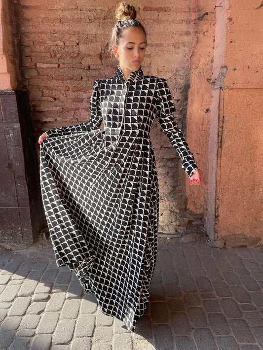 Victoria Dress Long - Black & White