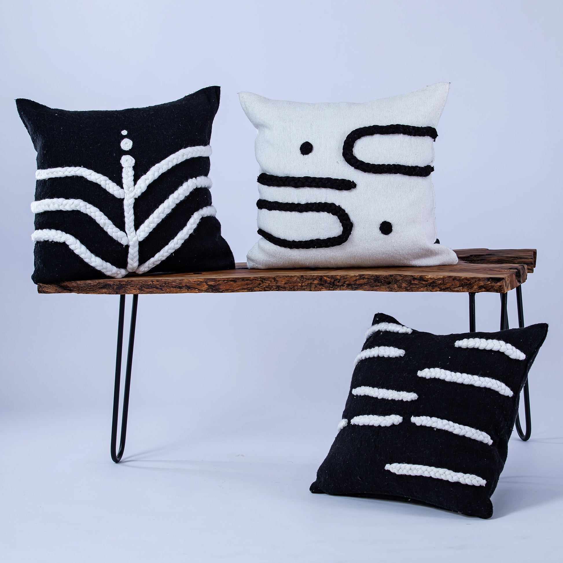 Black and White Pillow - Handmade Pillow - Moroccan Pillow-Livingroom Pillow - Bedroom Pillow - Custom Pillow
