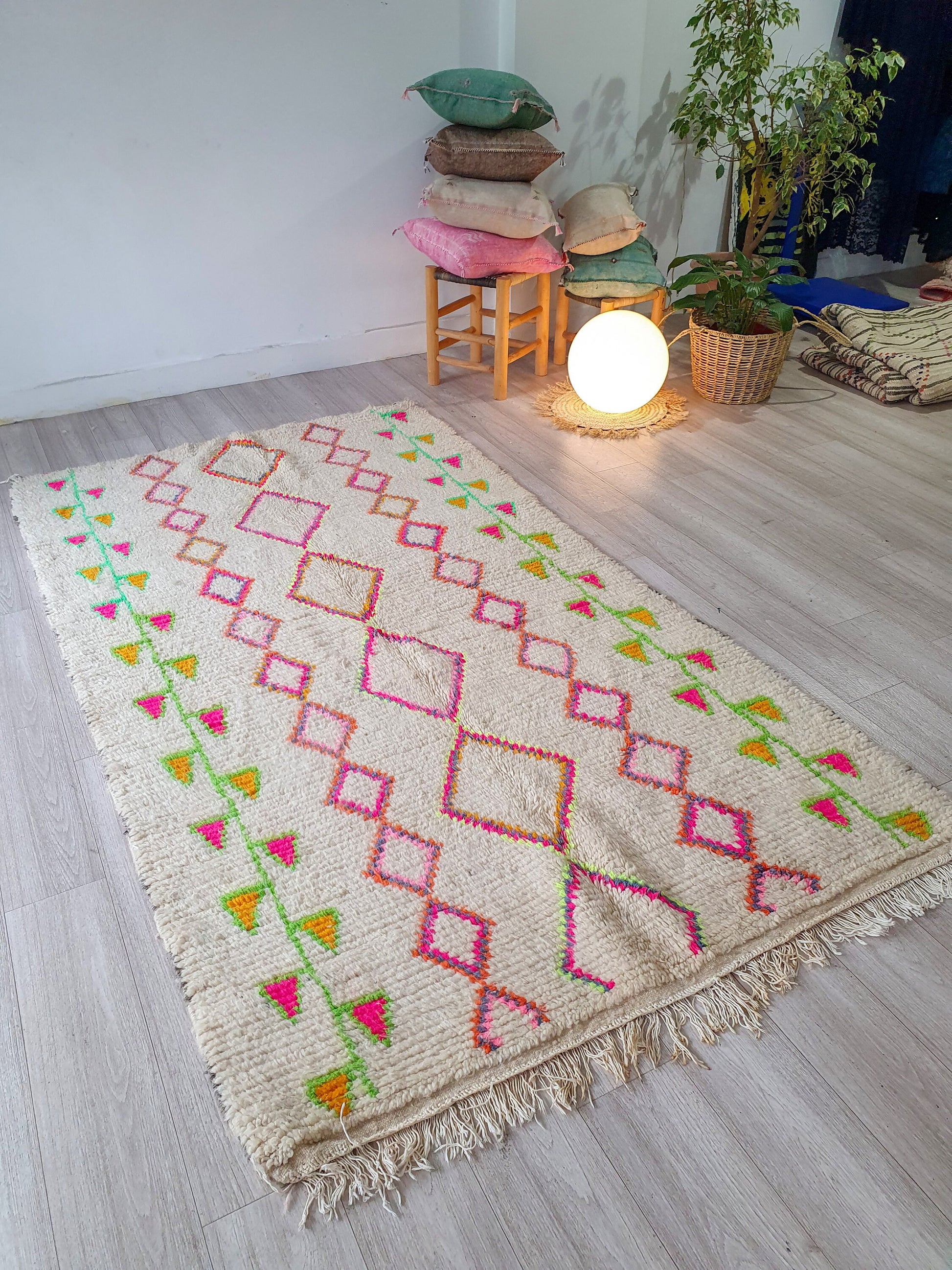 8.2Ft/ 4.4Ft Authentic Beni Ourain Rug, Handmade High Quality Rug, Wool Rug, Moroccan Rug, Azilal Rug, Berber Area Rug, Large Moroccan Rug