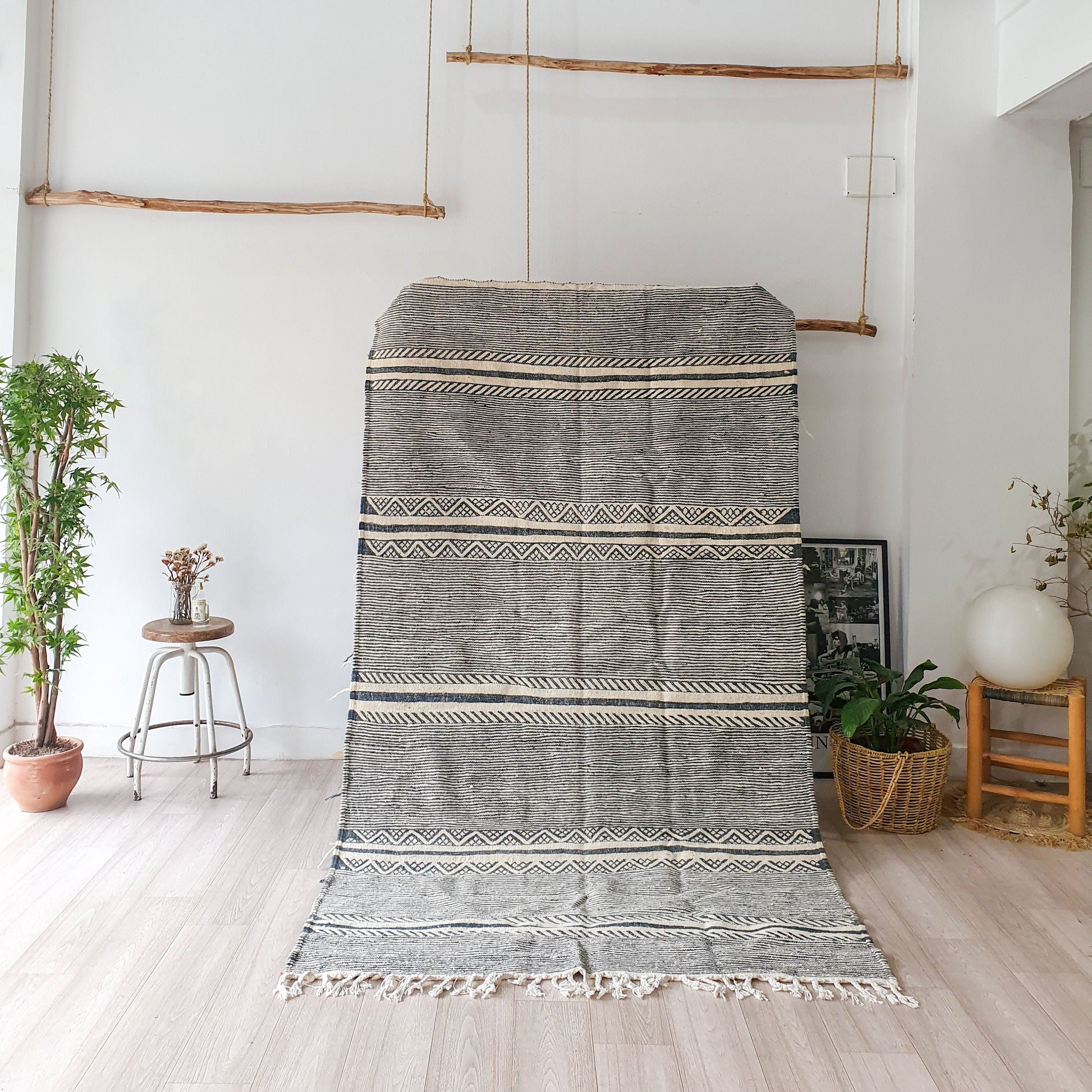 8Ft by 4.6Ft Handmade Moroccan Rug, Gray Handmade Rug, Zanafi Rug, Kilim Carpet, Moroccan Beni Ourain