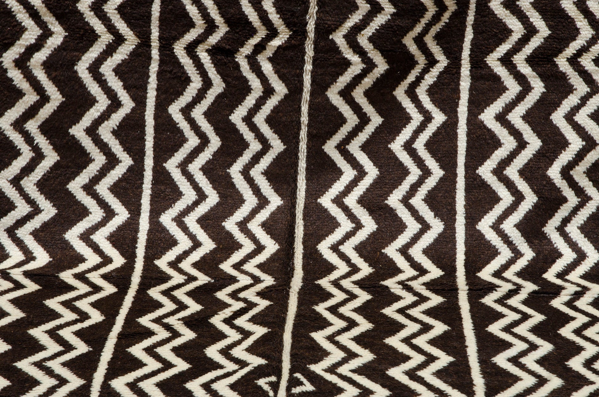 Black and White Moroccan Rug 5X8 - Handwoven Lambswool Soft Authentic Berber Rug - ABB21176