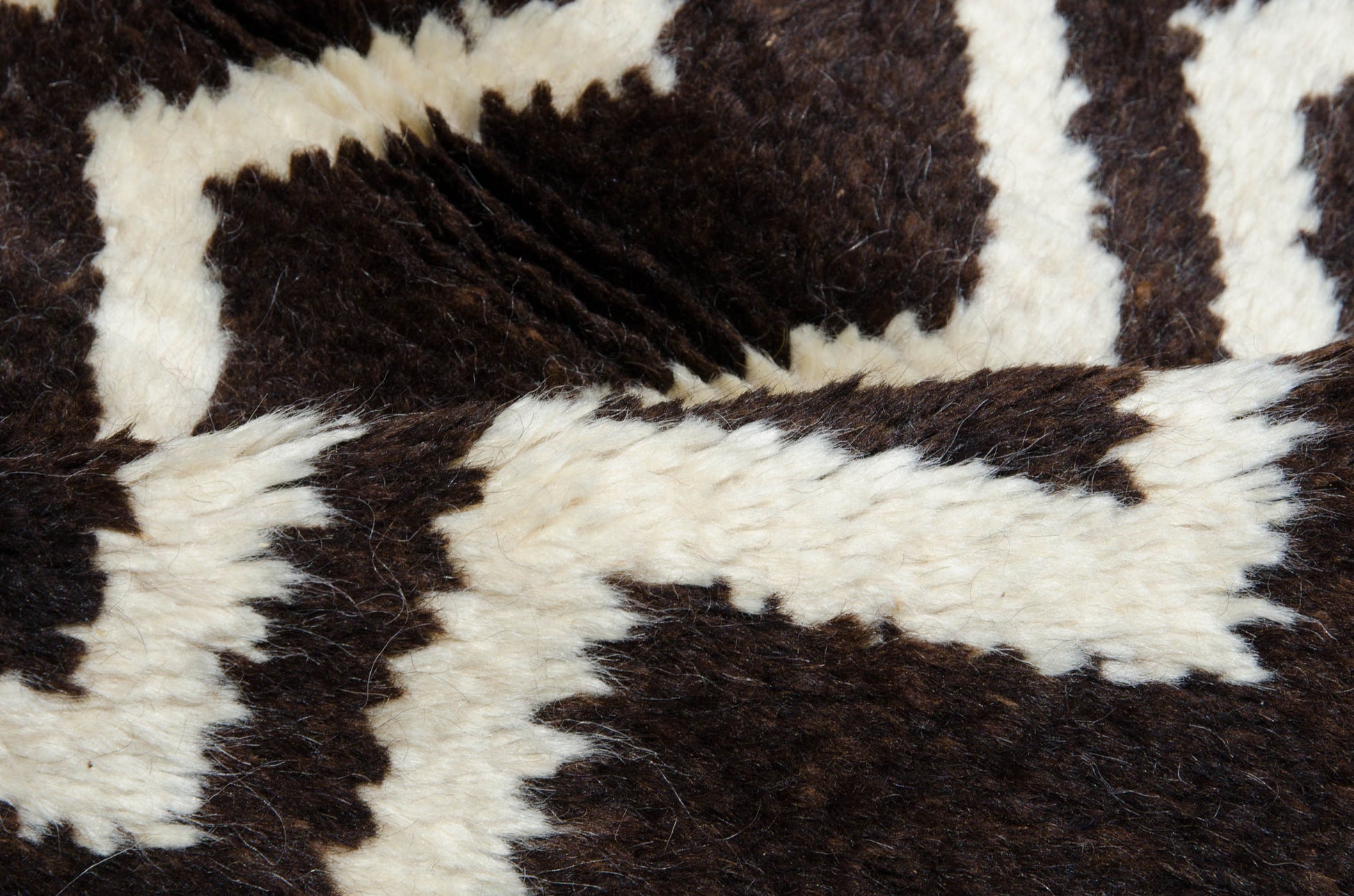Black and White Moroccan Rug 5X8 - Handwoven Lambswool Soft Authentic Berber Rug - ABB21176