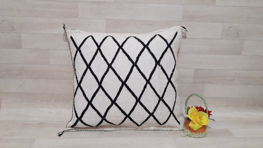 Beni Ourain Cushion Cover - White Wool Pillow Cover - Handmade Morocco Cushion-Moroccan Beni Ourain Pillow - Beni Ourain Berber Pillow