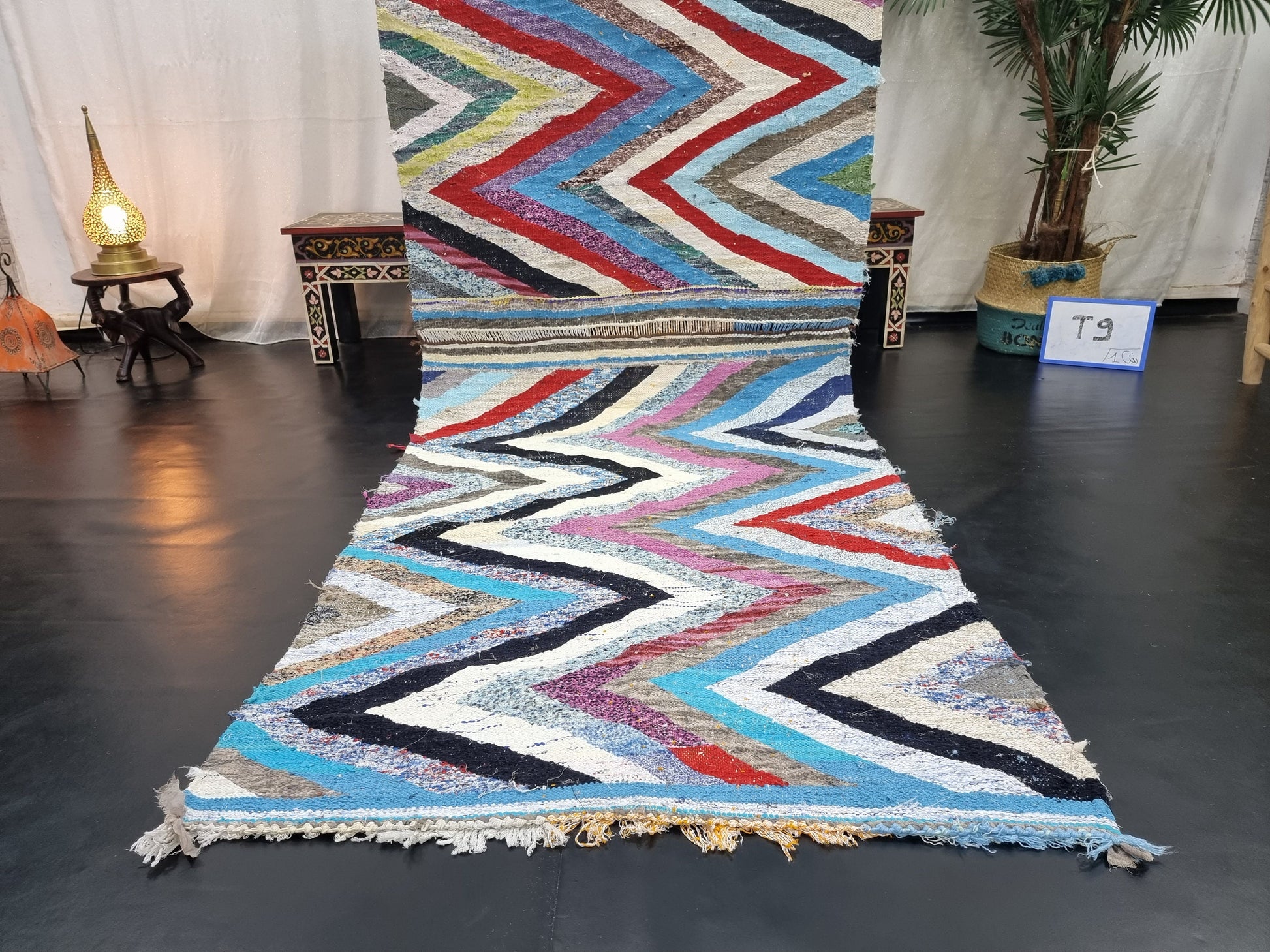STUNNING ZANAFI RUG, Handmade Moroccan Rug 3X9, Flat Berber Rug, Zanafi Bouchrouit Rug, Geometric Rug, Red and Blue Rug, Sheep Wool Rug.