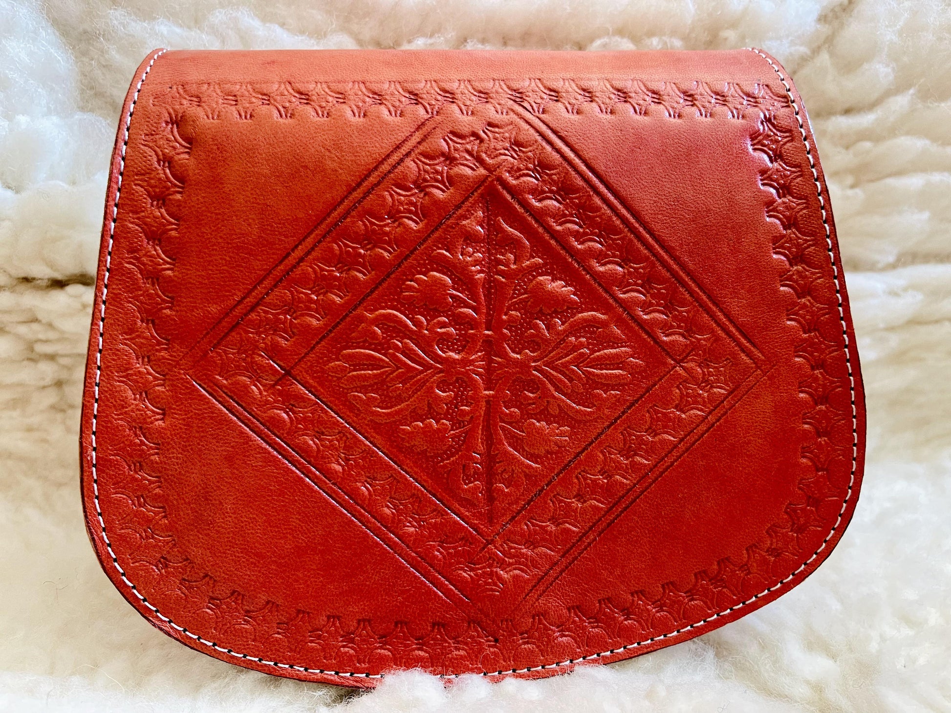 Moroccan Leather Bag, Genuine Leather Crossbody Bag, Moroccan Shoulder Bag, Women'S Leather Bag, Handmade Carved Leather Bag, Red Boho Bag
