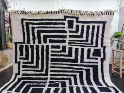 PRETTY MOROCCAN RUG, Handmade Beni Ourain Rug, Boho Black & White Rug, Custom Abstract Rug, Berber Handwoven Wool Rug, Cozy Chic Area Rug.