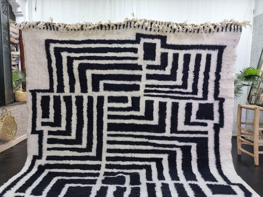 PRETTY MOROCCAN RUG, Handmade Beni Ourain Rug, Boho Black & White Rug, Custom Abstract Rug, Berber Handwoven Wool Rug, Cozy Chic Area Rug.