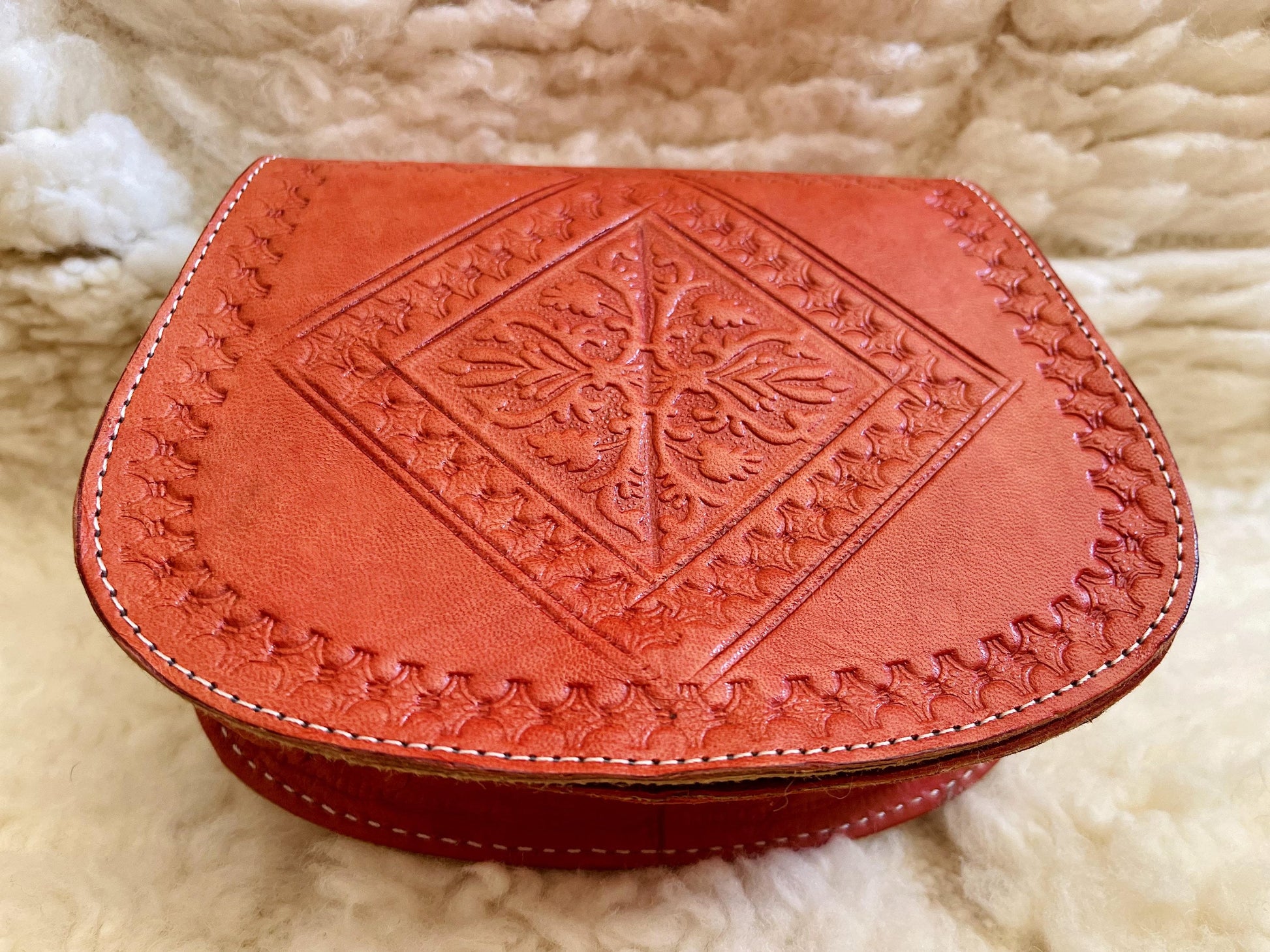 Moroccan Leather Bag, Genuine Leather Crossbody Bag, Moroccan Shoulder Bag, Women'S Leather Bag, Handmade Carved Leather Bag, Red Boho Bag